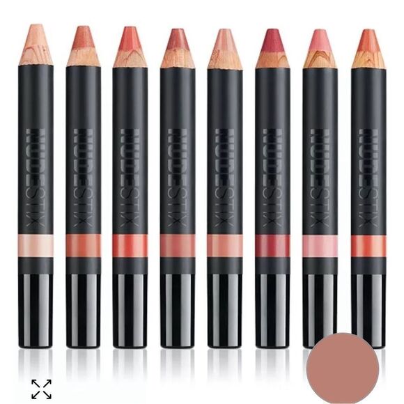 NWT-NUDESTIX
Cream Lip + Cheek Pencil— WHISPER - Picture 2 of 12